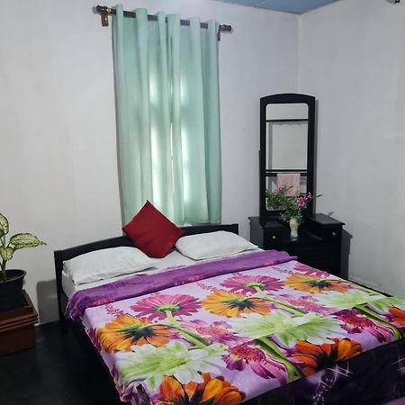 Sasru Holiday Home Nuwara Eliya Exteriör bild