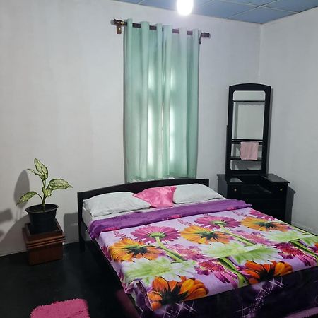 Sasru Holiday Home Nuwara Eliya Exteriör bild
