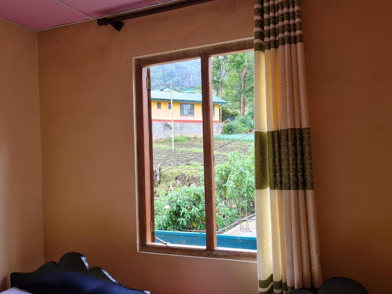 Sasru Holiday Home Nuwara Eliya Exteriör bild