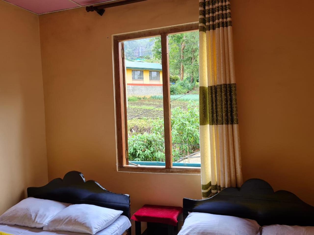 Sasru Holiday Home Nuwara Eliya Exteriör bild