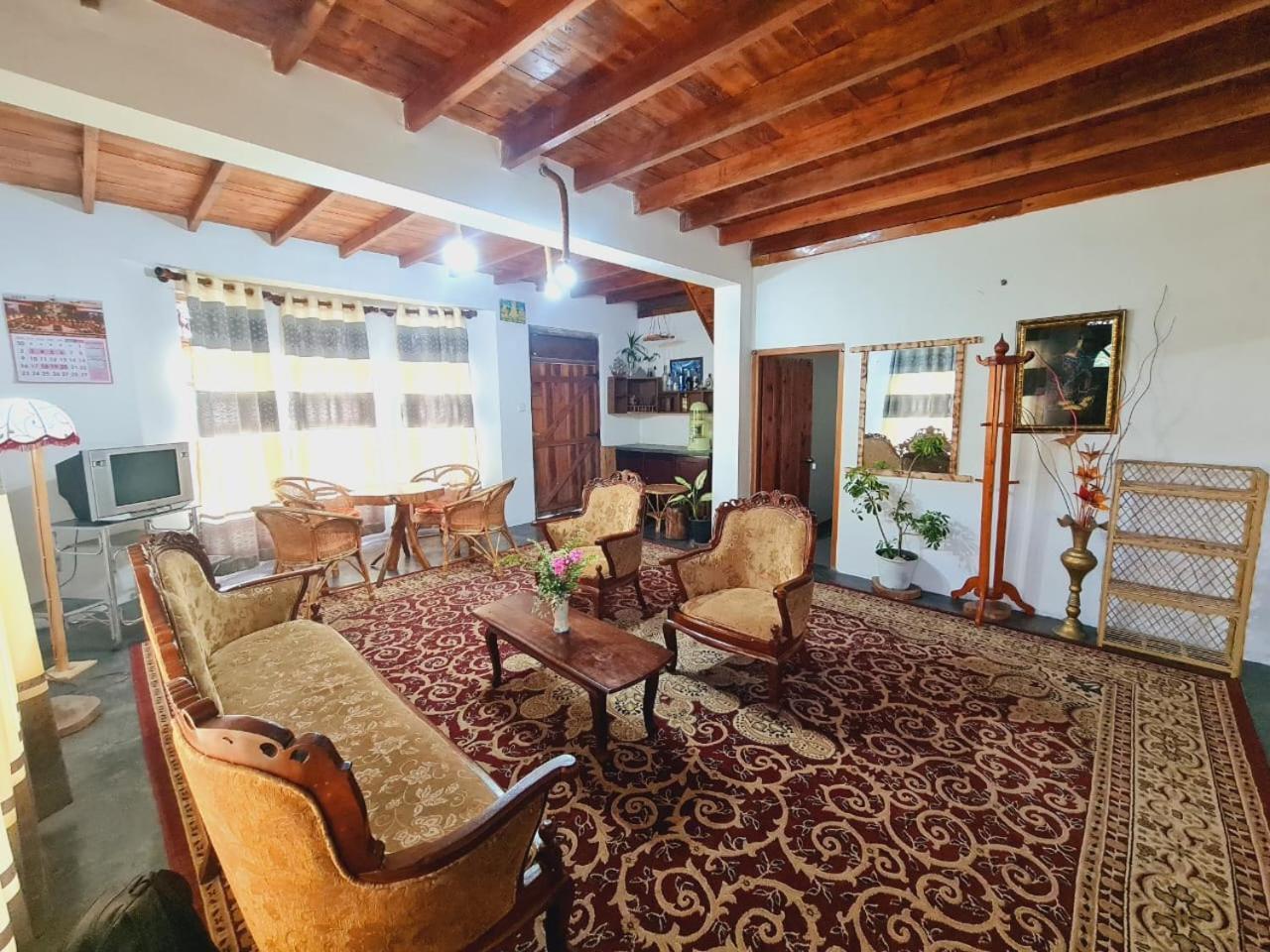 Sasru Holiday Home Nuwara Eliya Exteriör bild
